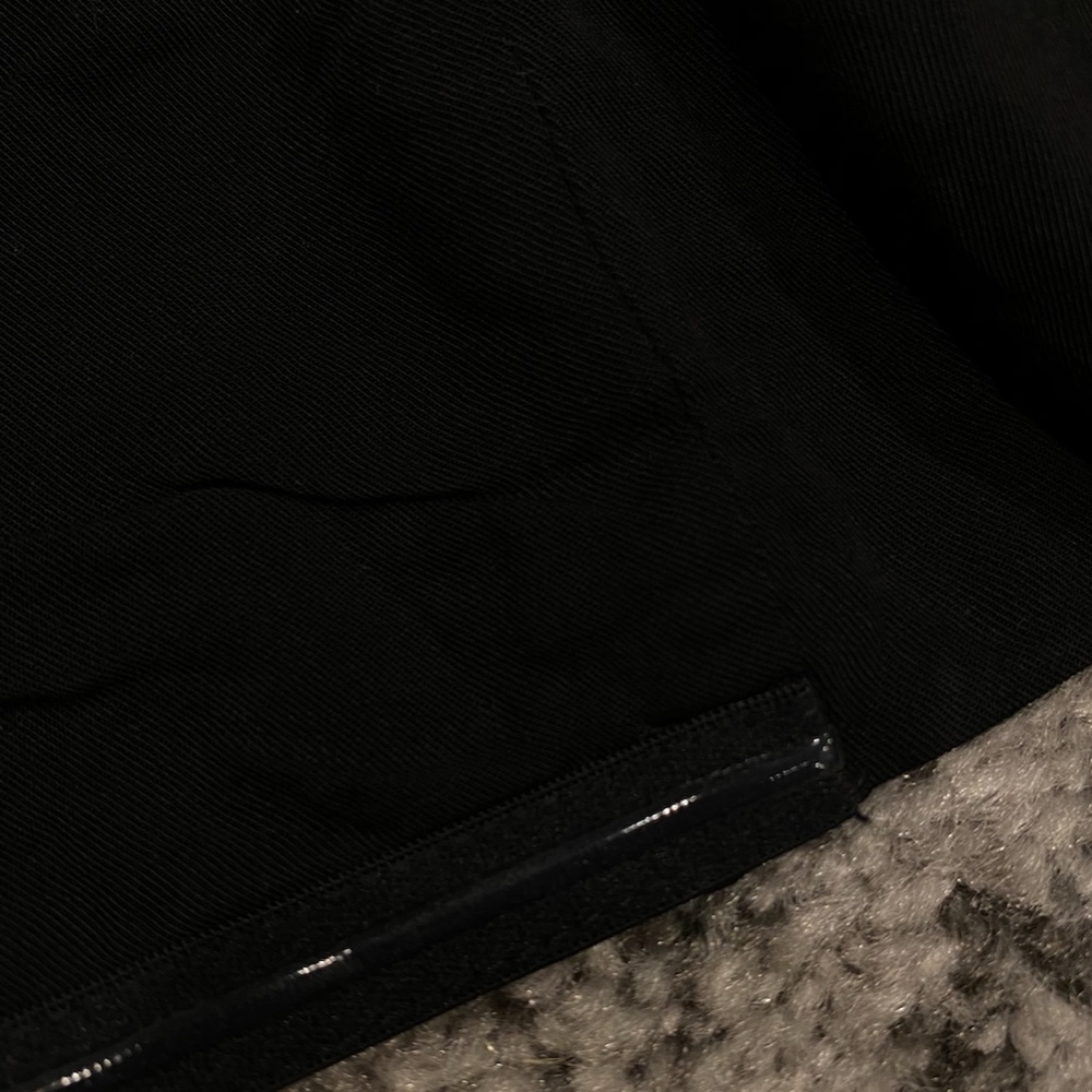 Crop Top - Picture 2 of 3